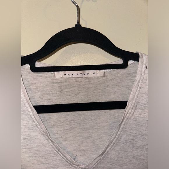 Max Studio 3/4 Sleeve Sweater V Neck Gray Size Small - Picture 4 of 6